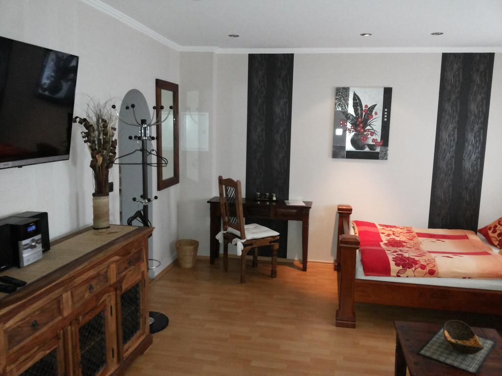 Pension Appartementhaus Central Нордгаузен Номер фото